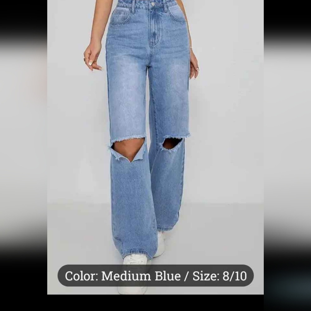 🎄 🎁 🆕 light denim jeans